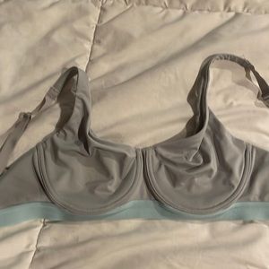 Natori sports bra 34C. Grey with aquamarine stripe